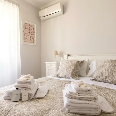 Garbatella's Nest Daire Roma